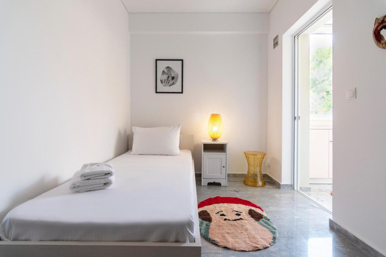 Central 3Bd Apt. Near Acropolis Athen Eksteriør billede