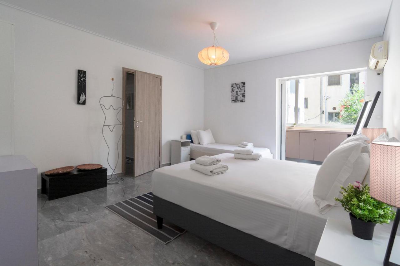 Central 3Bd Apt. Near Acropolis Athen Eksteriør billede