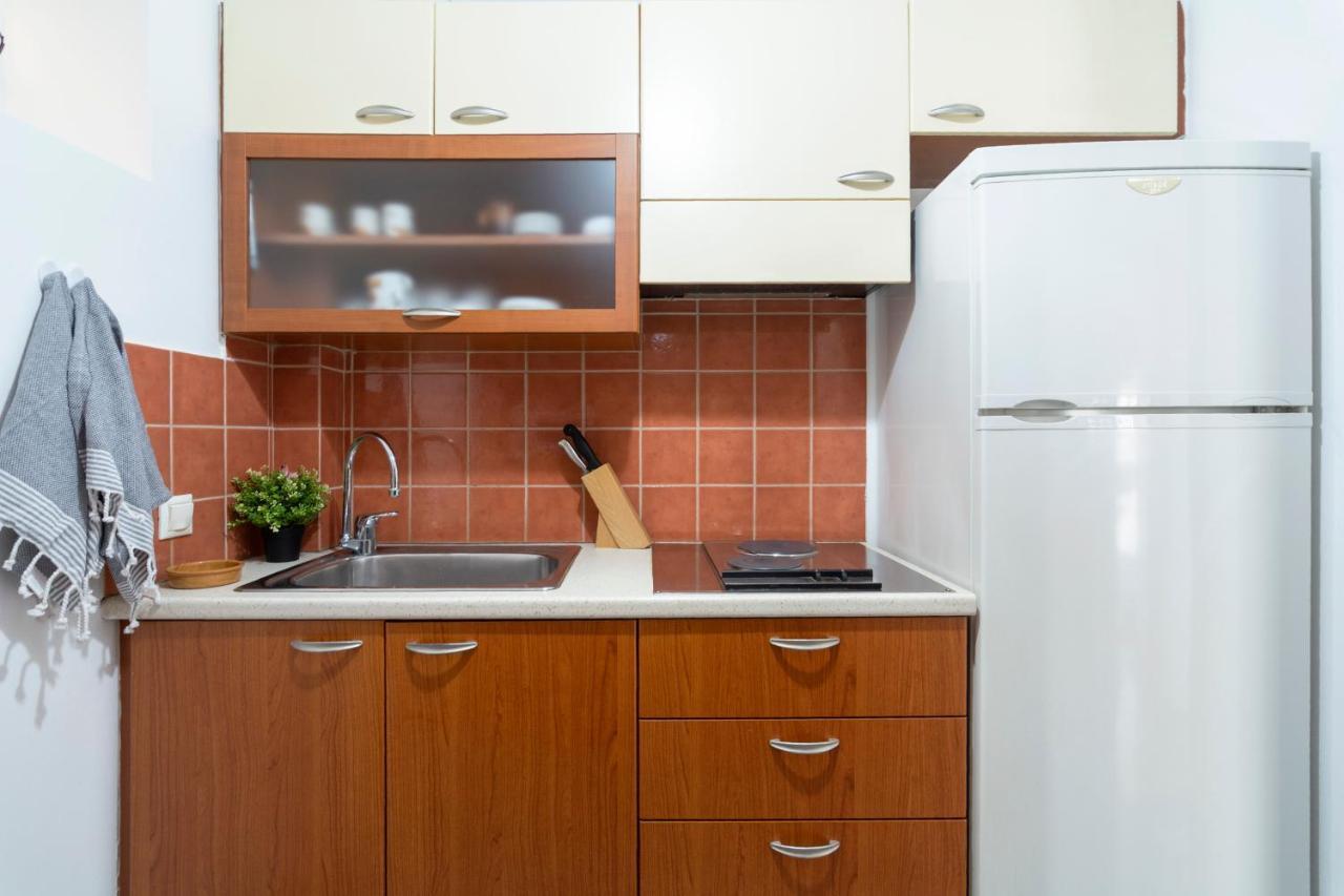 Central 3Bd Apt. Near Acropolis Athen Eksteriør billede